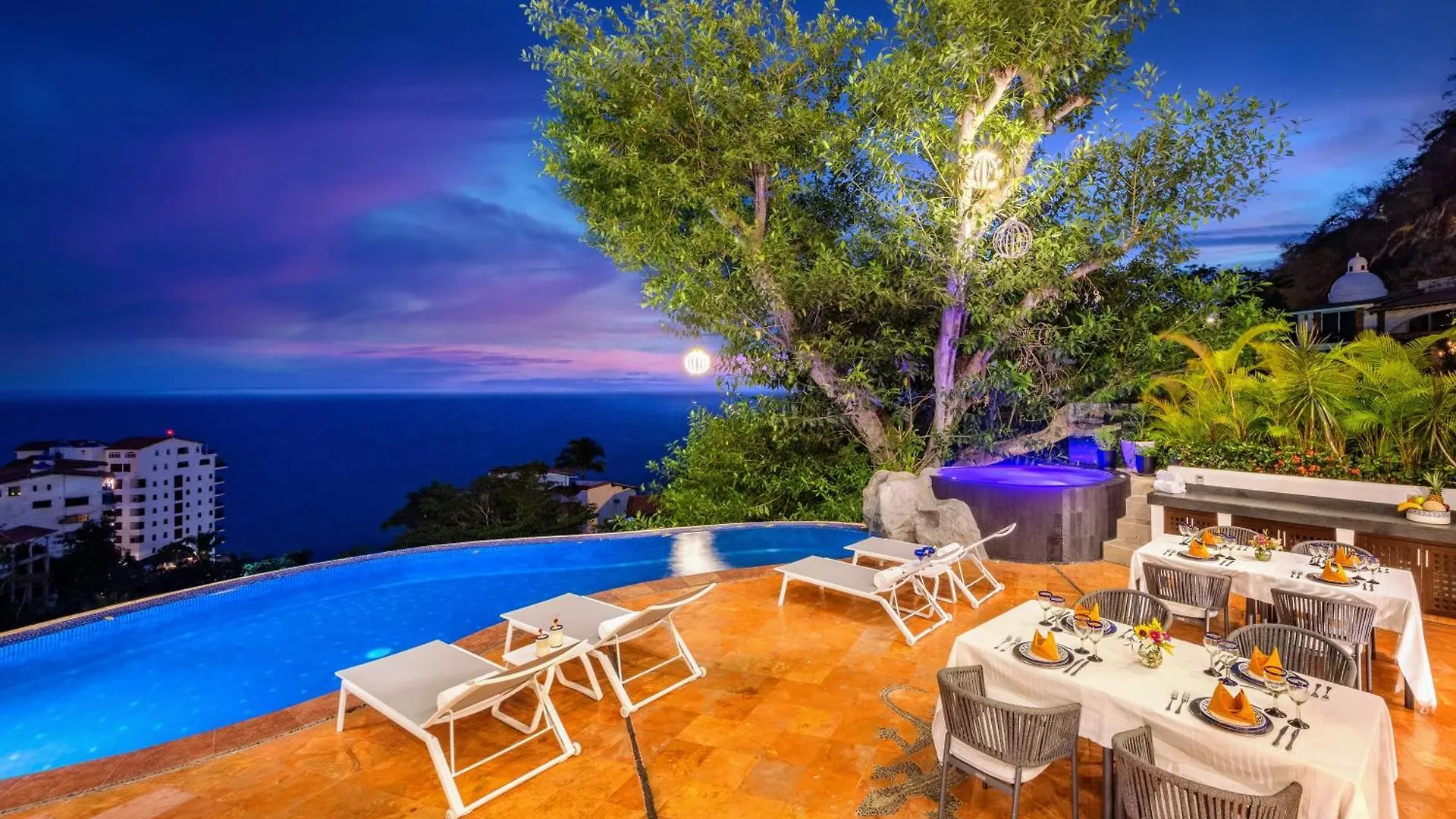 Villa Divina Luxury Boutique - Adults Only Puerto Vallarta