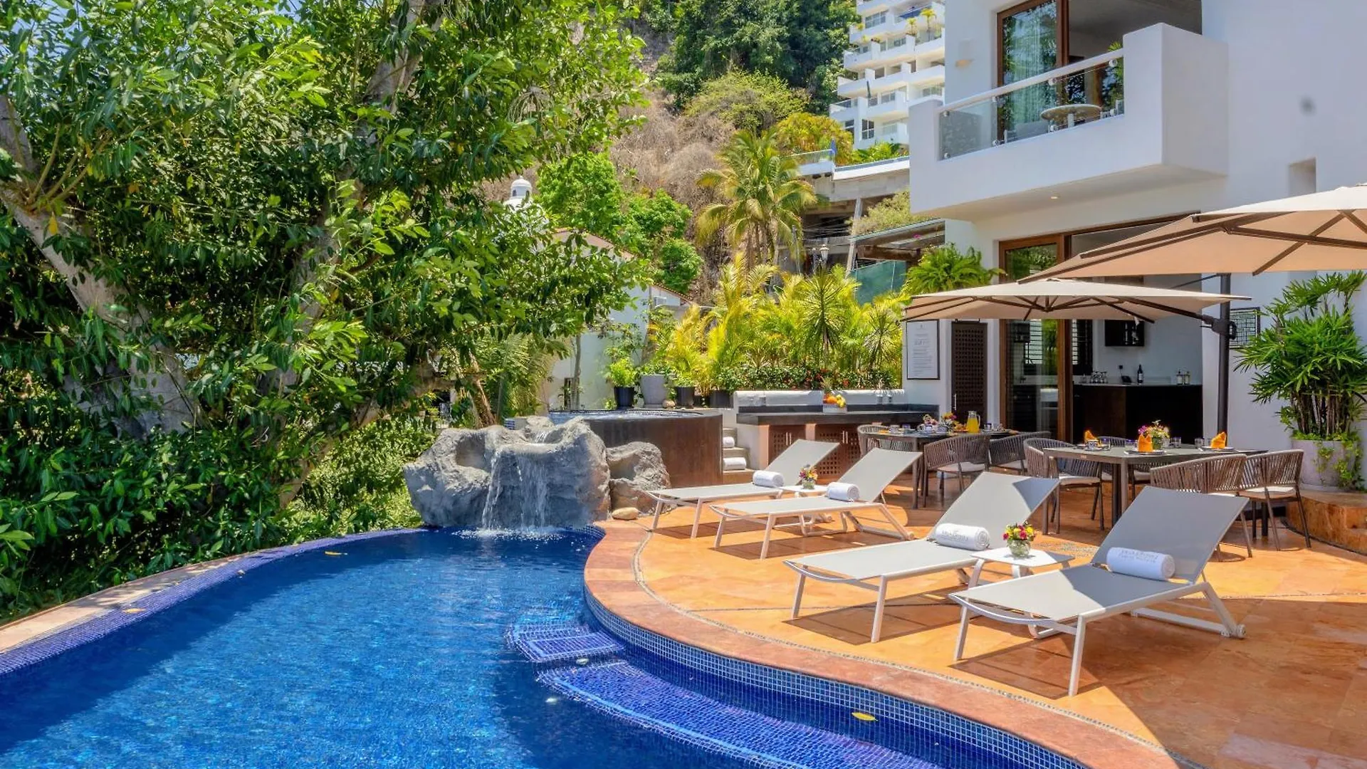 Villa Divina Luxury Boutique Puerto Vallarta 5*,